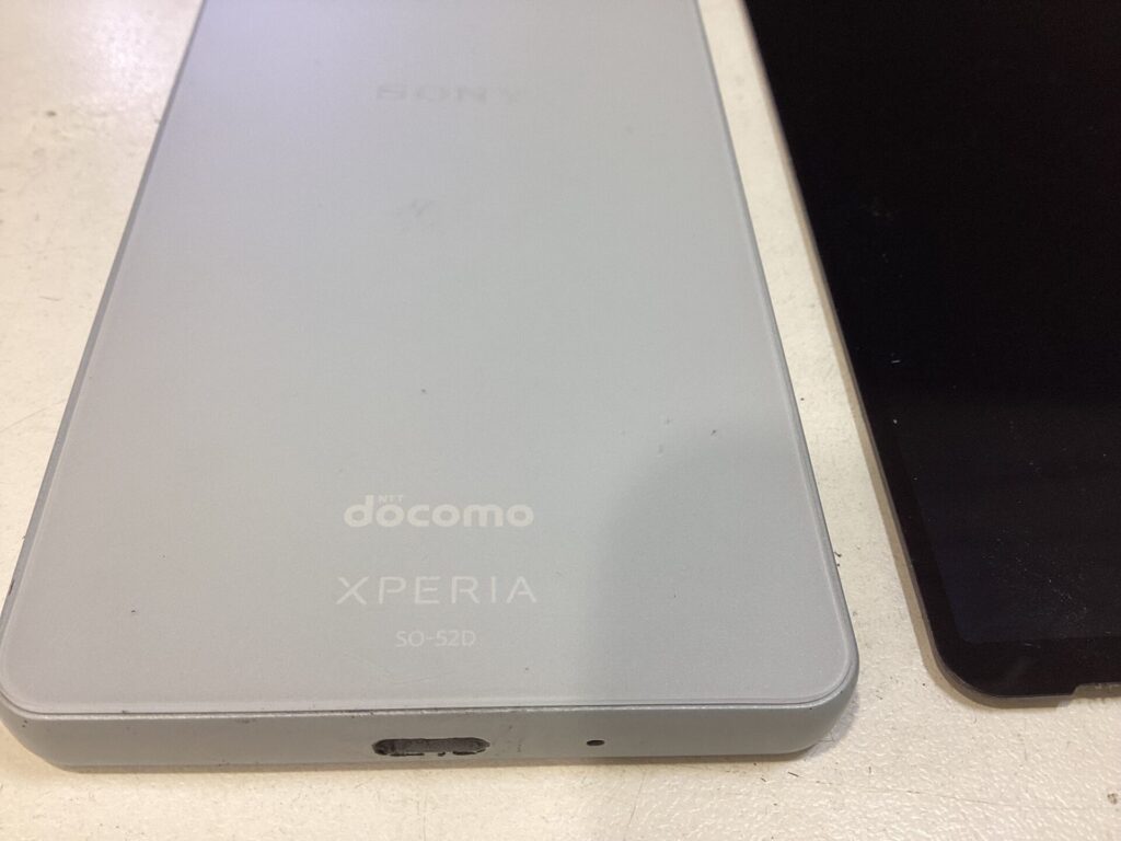 Xperia 10 Ⅲ 液晶パネル交換